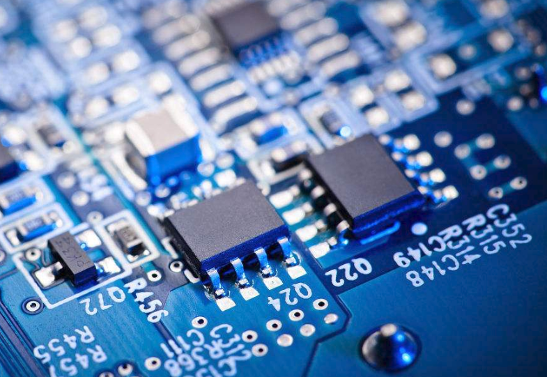 電阻體積大小如何影響其電阻值 電子元器件設(shè)計(jì)的考量